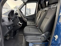 MERCEDES-BENZ Sprinter 211 CDI Automatik Standheizung L1H1 AHK