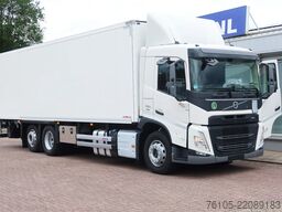 Volvo FM 380 6x2 Geisoleerde bakwagen +Klep 2.000 kg ...