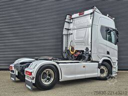 Scania R460 4x2 / RETARDER / FULL AIR / 2 TANKS