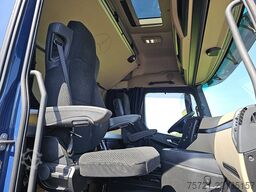 MERCEDES-BENZ ACTROS 1851