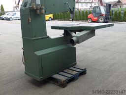 SCM R9