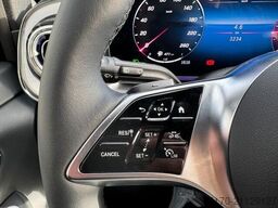 Mercedes-Benz V 300 d EXCLUSIVE AIRMATIC AHK2,5 Standheiz