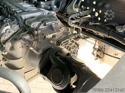 Mercedes-Benz Zetros 2045-S Tractor Head
