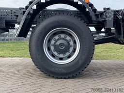 Mercedes-Benz Zetros 2045 Chassis Cabin