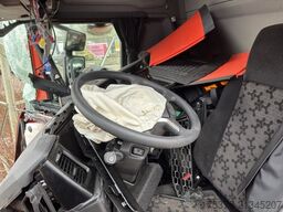 SCANIA R460 Retarder Unfallschaden