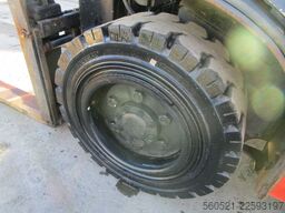 Toyota 3 Ton. - Triplex 7m -SS - 2007