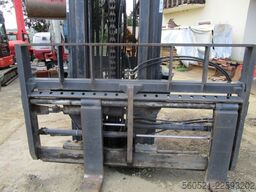 Doosan Triplex-Freihub-Hubmast mit Zinkenversteller und S