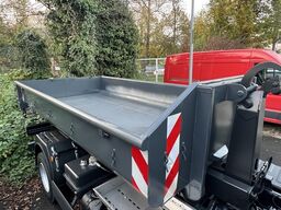 ungesetzt Abrollcontainer City Container 3.80m Flügeltüren