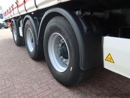 Krone N/A SD + kooiaap + stuur as