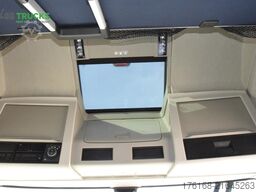 VOLVO FH 460 Globetrotter XL i-Save