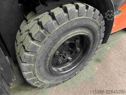 Toyota 52-8FDJF35 - TRIPLEX - NEUWERTIG !!!