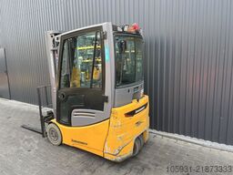 Jungheinrich EFG216k