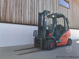 Linde H 25 Diesel Triplex Zinkenverstellgerät