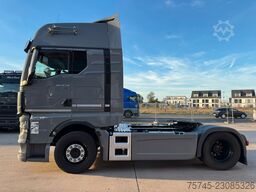 MAN TGX 18.510 XXL * RETARDER * STANDKLIMA * UNFALL