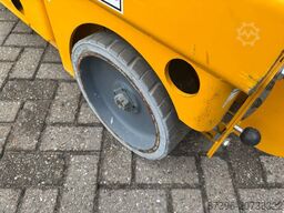 Haulotte Compact 8 Hoogwerker Schaarhoogwerker