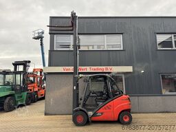 LINDE H35T-02 Triplo 465 Freelift / Sideshift / weegsysteem LPG 2017