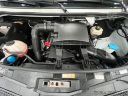 MERCEDES-BENZ Sprinter 213 BlueTEC 9 sitze Klima iebetür