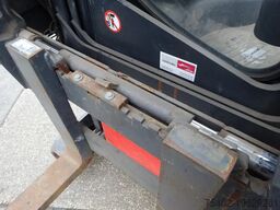 Linde R16X / 1600 kg / Reachtruck / Only for parts!