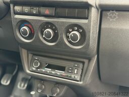 Lada Niva 1.7 Schneeschild Winterdienst