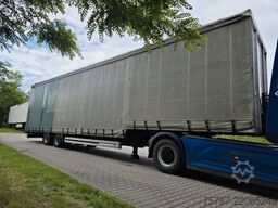 SCHWARZMÜLLER Jumbo mit Bordwänden und Schwanenhals