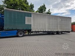 SCHWARZMÜLLER Jumbo mit Bordwänden und Schwanenhals