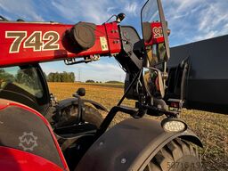 Case IH JCB Manitou 742 Farmlift