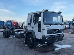 Volvo FL 220 (STEEL SUSP. / 10 BOLTS / 18 TONS / LONG...