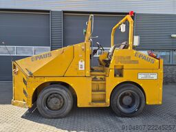 Paus Z70H, pushback Tractor 4x4, Year 2009.