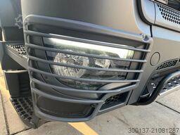 Mercedes-Benz Actros 4048 S 6x4 Tractor Head