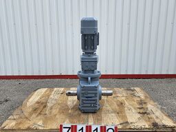 SEW-EURODRIVE S77 R37 DRS71M4BE1