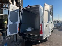 Mercedes-Benz Sprinter 519 CDI DoKa/Mixto Stdheiz AHK3,5to