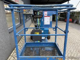 NIFTYLIFT HR10E Knikarmhoogwerker / Arbeitsbuhne Elektrisch 4x2 2005