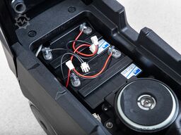 Kärcher BD 40/12 C Bp Pack - NEW BATTERIES