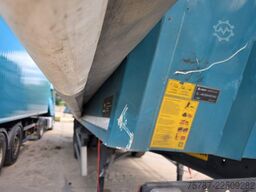 WIELTON ca 49 cbm Getreidekipper Unfall mit Kornschieber