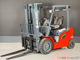 Heli CPD25-G2 4-Rad - 6 Jahre Garantie 4,8m Hub Triplex