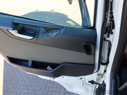 Volvo FH 420 Holland Truck
