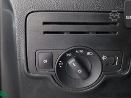 mercedes-benz Vito 114 CDI LANG KASTEN STANDHZ,NAVI,DISTRO,AHK