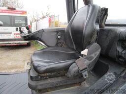 Linde H30D-02 Triplex-Freihub 4,7m Hubhöhe + Seitenschie