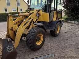 Komatsu WA75-3