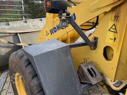 Komatsu WA75-3