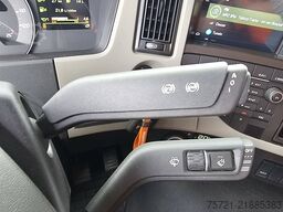 VOLVO FM 11.330 SLEEPERCAB 2.5T LIFT