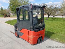 Linde E 16 Triplex Zinkenverstellgerät