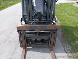 Linde E 16 Triplex Zinkenverstellgerät