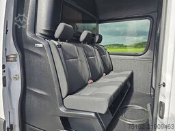 MERCEDES-BENZ SPRINTER 319 L2H2 V6 Dub Cab!