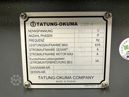 Okuma Genos L 300-M