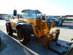 JCB 533-105