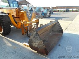 JCB 533-105