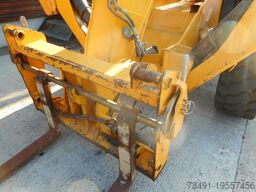 JCB 533-105