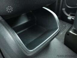 Mercedes-Benz eVito 129 Tourer PRO Lang 8_Sitze AUT DynLicht