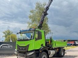 IVECO AD200X40 4x2 Kipper KRAN 12m Funk Greifer AHK